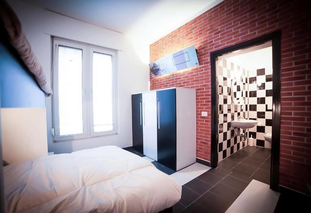 New Generation Hostel Milan Center エクステリア 写真