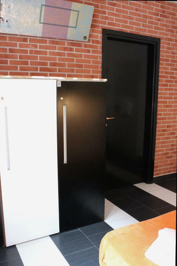 New Generation Hostel Milan Center エクステリア 写真