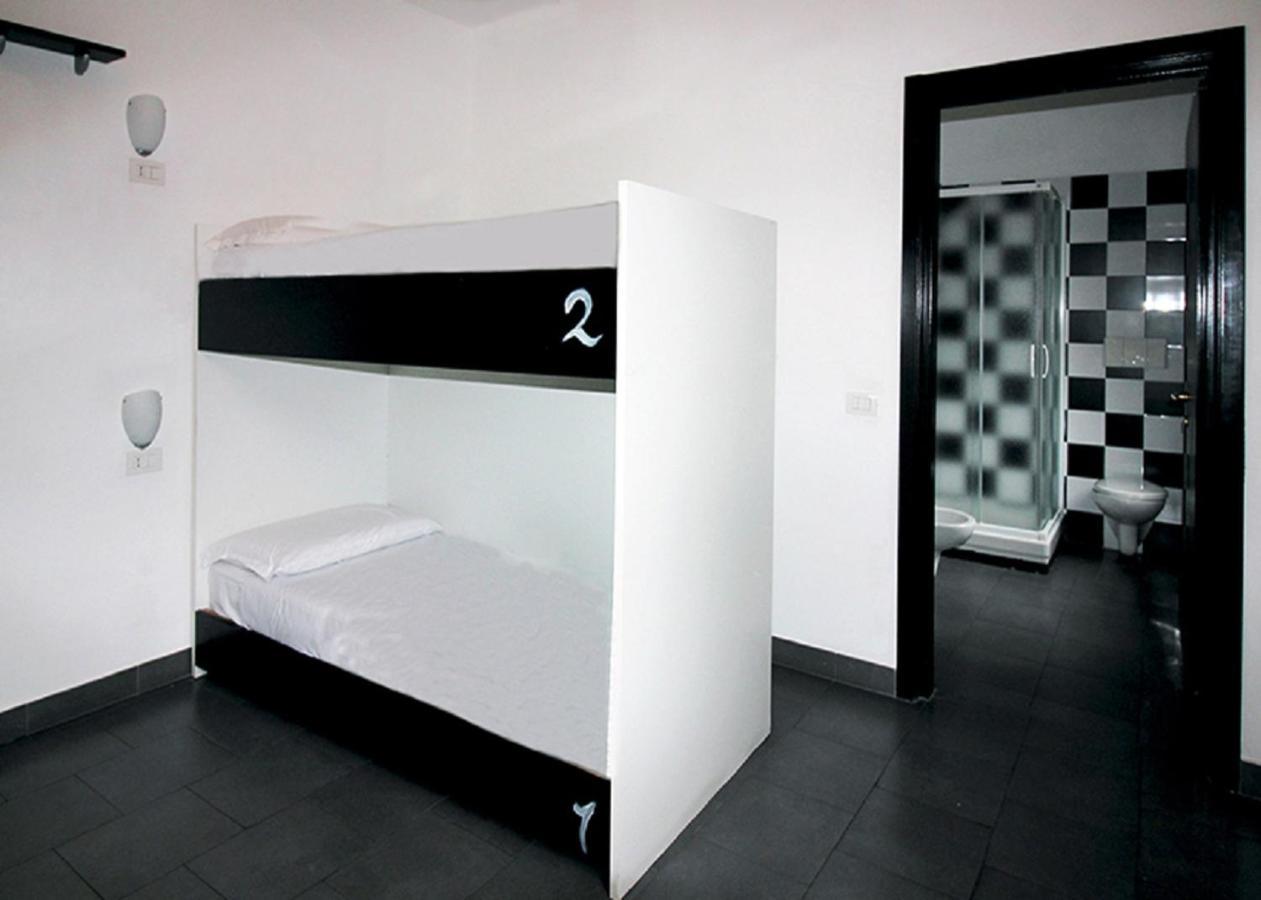 New Generation Hostel Milan Center エクステリア 写真
